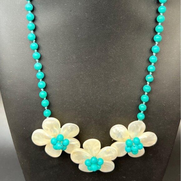 Turquoise & Mother of Pearl Flower Shaped Beaded Statement Necklace from Hawaii - Picture 2 of 14